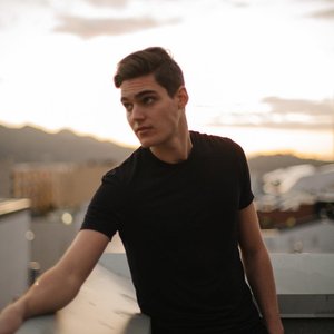 Nick Merico 的头像
