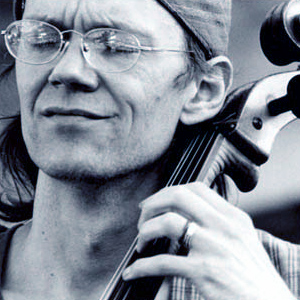 Hank Roberts photo provided by Last.fm