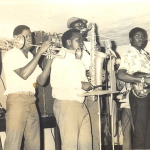 Mbaraka Mwinshehe & Morogoro Jazz Band 的头像