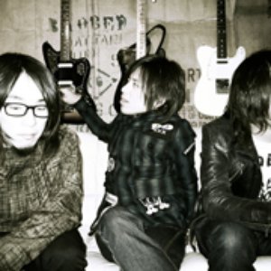 The hories 的头像