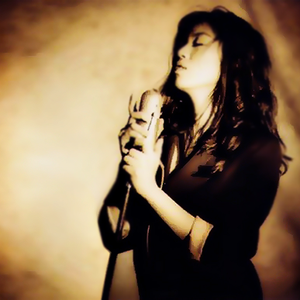 坪倉唯子 photo provided by Last.fm