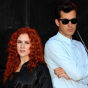 Mark Ronson & Katy B 的头像