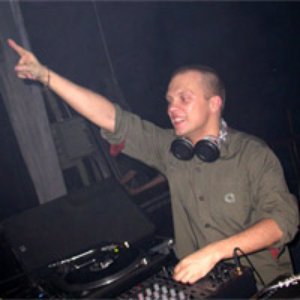 Avatar for DJ Грув