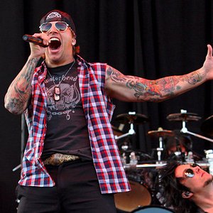 Avatar for Slash, M. Shadows