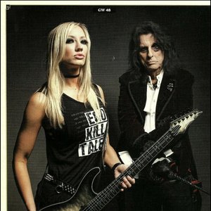 Nita Strauss & Alice Cooper 的头像