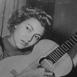 Nilla Pizzi photo provided by Last.fm