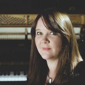 Mhairi Hall のアバター