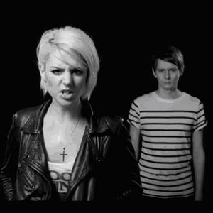 Craig Connelly & Christina Novelli için avatar