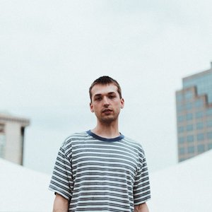 ryan loecker 的头像