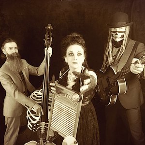 Jo Carley and the Old Dry Skulls 的头像
