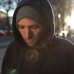 Ed Thomas 的头像