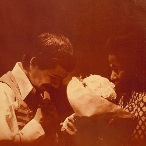Devadip Carlos Santana & Turiya Alice Coltrane 的头像
