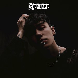 (S)EXTAPE