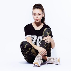 Leia 的头像
