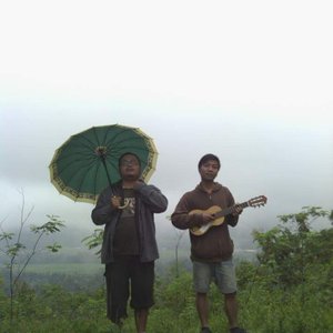 Avatar for (((...)))