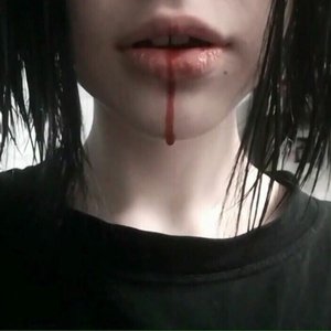 ♰ gothcorp ♰ 的头像