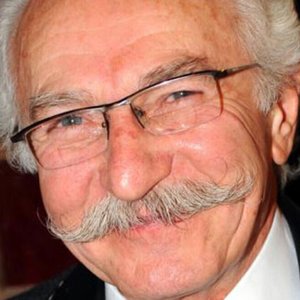 Houssam Tahsin Bek 的头像