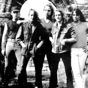 Dark Heart photo provided by Last.fm