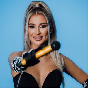 Claudia Puican 的头像
