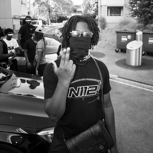 Shmoney112 的头像