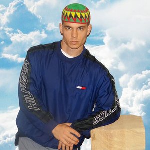 Michael Ozone 的头像