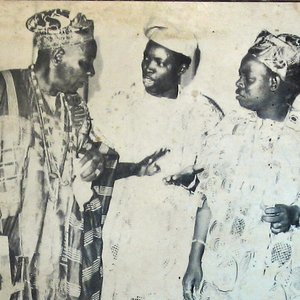 Imagem de 'Lanrewaju Adepoju & his National Akewi Theatre'