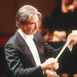 Michael Tilson Thomas 的头像