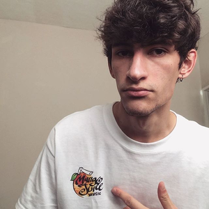 glue70 photo provided by Last.fm