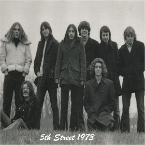 Fifth Street 的头像
