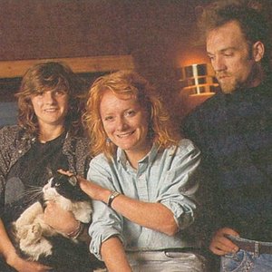 Indigo Girls with; Michael Stipe 的头像