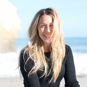 Colbie Caillat photo provided by Last.fm