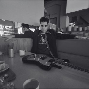 Tom Emlyn 的头像