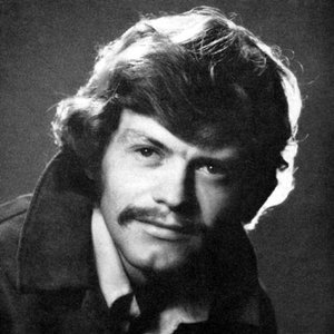 Rúnar Júlíusson 的头像