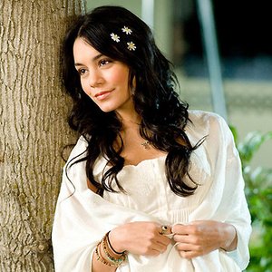 Immagine per 'High School Musical Cast & Vanessa Hudgens'
