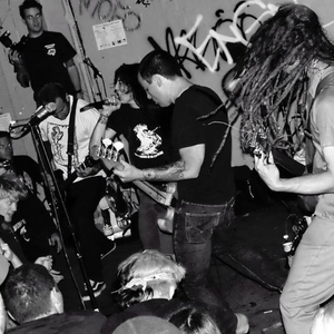 Look Back and Laugh photo provided by Last.fm