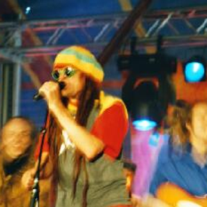 Pelle Miljoona & Ylivoima photo provided by Last.fm