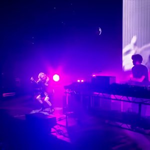 Jamie xx feat. Robyn 的头像