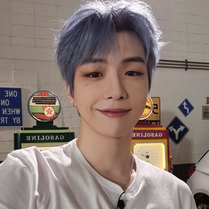 강다니엘(KANGDANIEL) 的头像