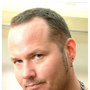 Tim "Ripper" Owens and Others 的头像