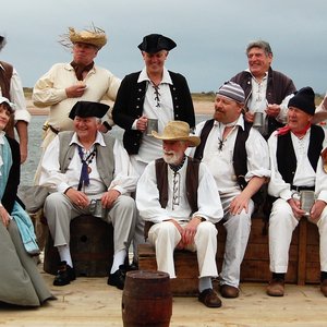 The Exmouth Shanty Men 的头像