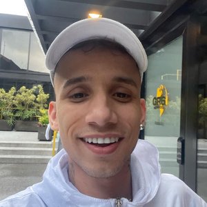 Mc Oliver 的头像