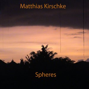 “Spheres”的封面