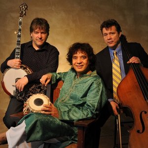 Bild för 'Béla Fleck, Zakir Hussain & Edgar Meyer'