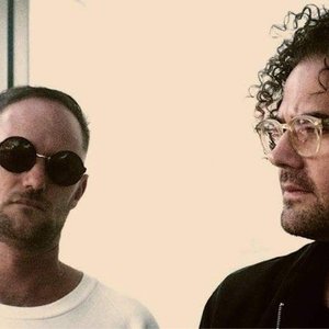 Laurence Pike & Cameron Deyell 的头像