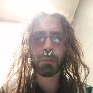 Locust Dawn 的头像