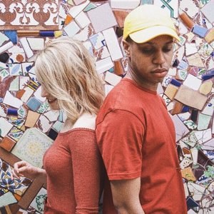Bridgit Mendler & Pell 的头像