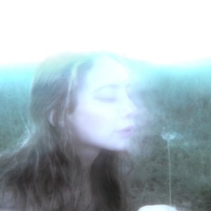 Daphne Blue 的头像
