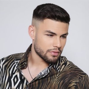 Алекс Робов 的头像