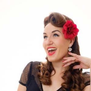 Miss Holiday Swing 的头像