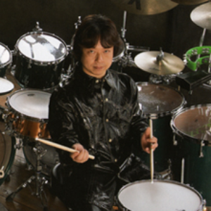 菅沼孝三 photo provided by Last.fm